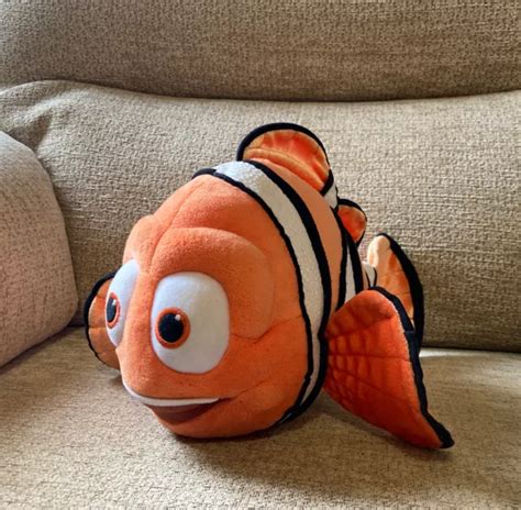 DISNEY FINDING NEMO Marlin Soft Plush Toy Clown Fish Stamped Rare £25.99 - PicClick UK