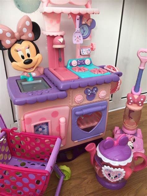 Minnie Mouse play kitchen, including Minnie tea set, Hoover and ...