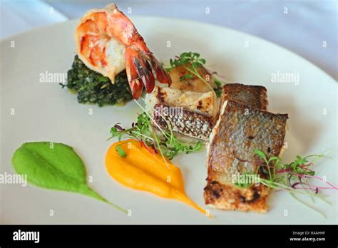 Seafood platter hi-res stock photography and images - Alamy