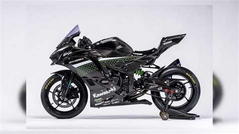 Kawasaki Reveals Its New Race-Spec ZX-25R