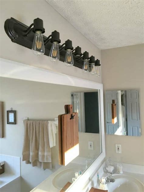 Ideas for Updating Bathroom Vanity Light Fixtures | Angie's List