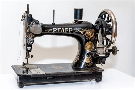 Pfaff Sewing Machine - Complete Guide & Top 4 Models