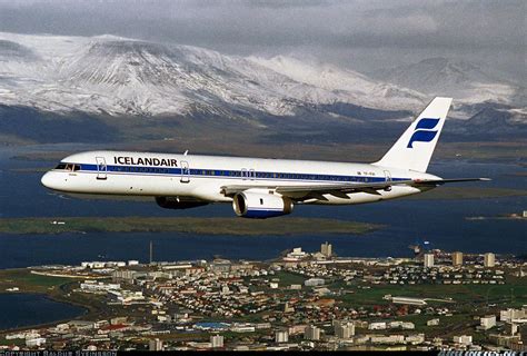 Boeing 757-208 - Icelandair | Aviation Photo #2107788 | Aircraft, Aircraft pictures, Boeing aircraft