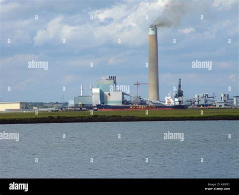 Kingsnorth Power station Kent Stock Photo - Alamy