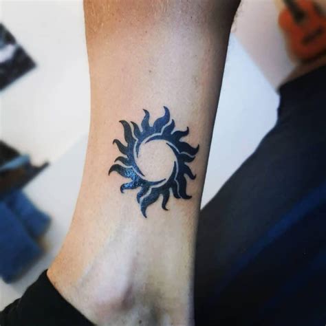 Top 67+ Best Simple Sun Tattoo Ideas - [2021 Inspiration Guide]