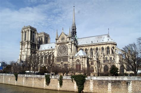 Notre Dame Cathedral, Paris, France - Traveldigg.com