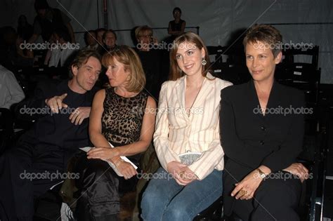 Martin Short, Nancy Dolman and Jamie Lee Curtis with Daughter Annie ...