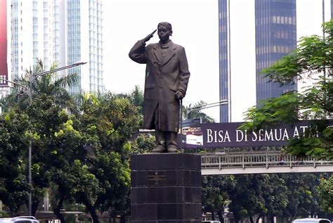 Sejarah patung Jendral Sudirman Jakarta | KASKUS