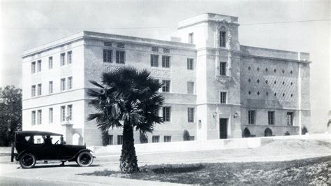 Download Old Photo Laboratory Of Physics Caltech Wallpaper | Wallpapers.com