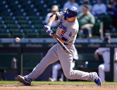 Dodgers Highlights: Corey Seager Provides Game-Winning RBI; Julio Urias Strikes Out 11