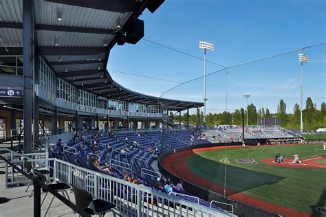 Husky Ballpark — SRG + CannonDesign