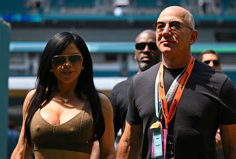 Jeff Bezos Girlfriend's Outfit At F1 Miami GP Causes A Stir - BroBible