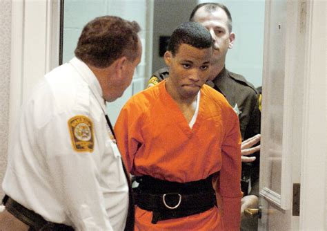 Va. prosecutor mulls new trial for sniper Lee Boyd Malvo | WTOP