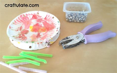 Make Your Own Tambourine! – Craftulate