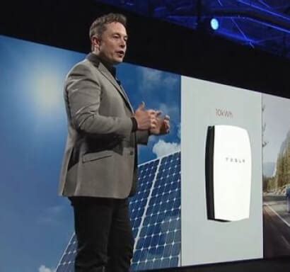 Elon Musk To Make A Roof With Solar Panels | Tech Pep