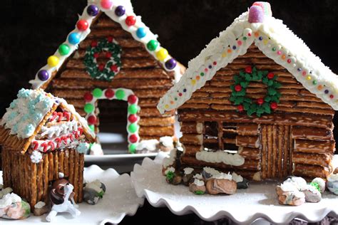 10 Awesome Gingerbread House Ideas | Easy gingerbread house, Cool ...