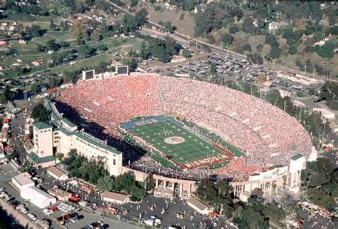 Rose Bowl Stadium - Pasadena, California | WorldCup football stadium ...