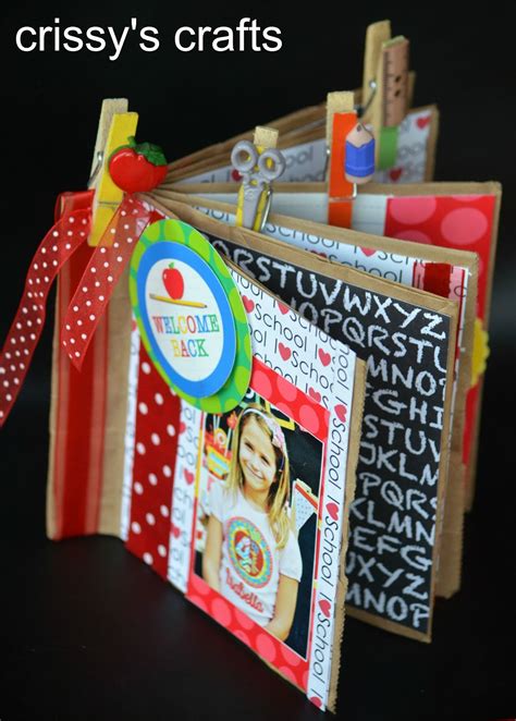 Crissy's Crafts: DIY Mini Scrapbook