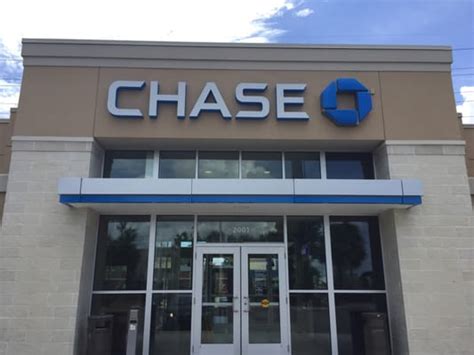 CHASE BANK - 11 Photos & 13 Reviews - 2001 N Dale Mabry Hwy, Tampa, Florida - Banks & Credit ...