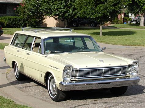 1965 Ford Country Sedan | Station wagon cars, Station wagon, Ford galaxie