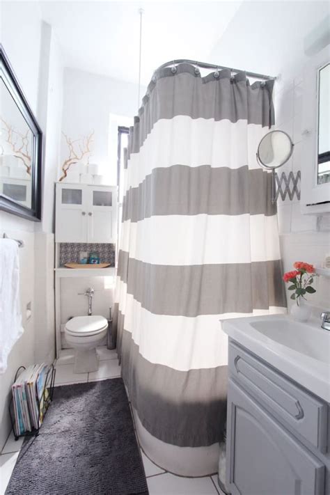 20 Reversible Ideas to Overhaul Your Rental Bathroom NOW | Apartment ...