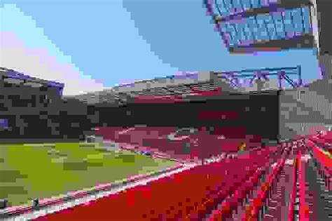 Anfield Stadium : View all stadium tours, museum tours and guided tours.