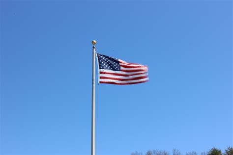 File:American Flag Waving.JPG - Wikimedia Commons