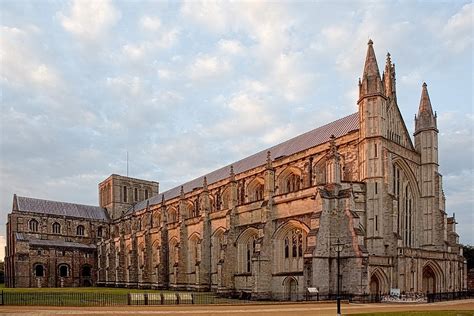 Winchester Cathedral - Wikipedia