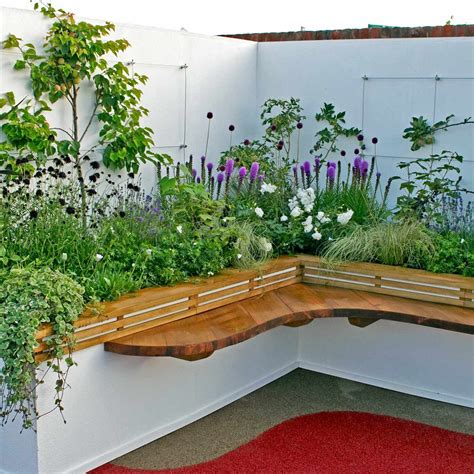 Eye-Catching Raised Flower Bed Ideas | Family Handyman