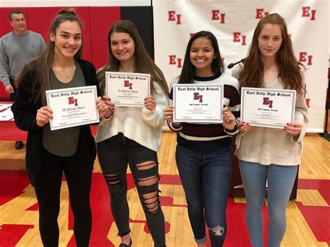 East Islip High School Recognizes Fall Athletes | East Islip, NY Patch