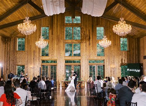 The Carriage House, Houston | Rustic-Chic Inspired Wedding Venue in TX