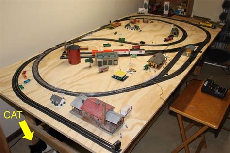 ho model train layout plans 4x8 Car Tuning | Ho train layouts, Model trains, Model train table