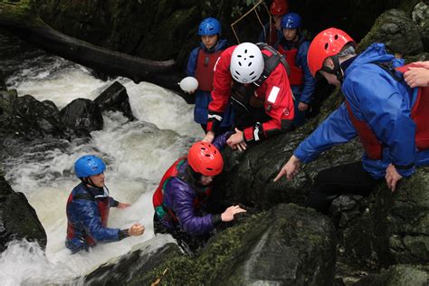 Gorge Walking | Urdd Gobaith Cymru