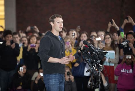 Mark Zuckerberg, Harvard dropout, returns to open arms - CSMonitor.com