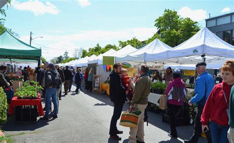 Port Townsend Farmers Market - Eat Local First