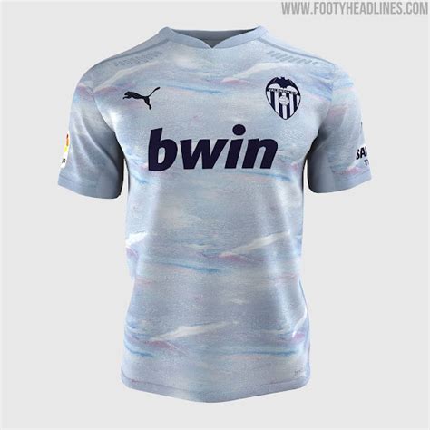 Valencia 20-21 Home, Away & Third Kits Released - Footy Headlines