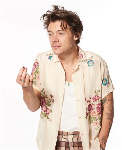 harry styles unseen snl photo shoot | Harry styles photoshoot, Harry ...