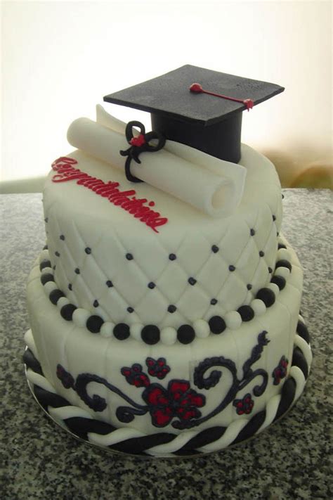 120+ Cake Decorations for Graduation - Cake Decorating