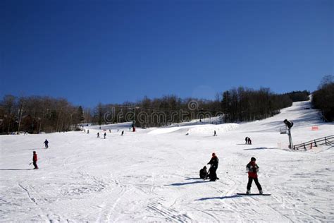 Loon Mountain Ski Resort stock image. Image of travel, winter - 318033