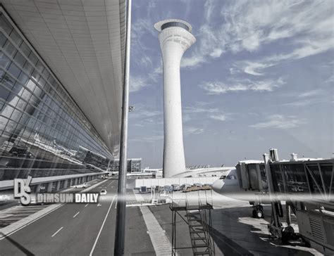 Wuhan Tianhe International Airport resumes international flights - Dimsum Daily