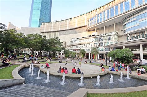 Central Park Mall – Jakarta Walking Tour