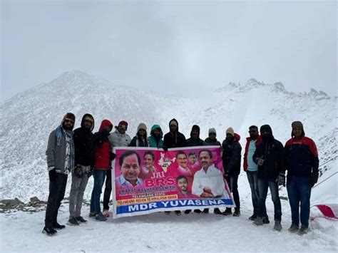 MDR Yuvasena unveils BRS flag, banner at India-Pak border