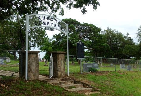 The 1897 Aurora, Texas, UFO Crash & the 'Alien' Buried in the Cemetery ...