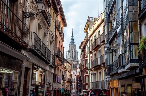 A Historic Walking Tour of Spain's Toledo Attractions