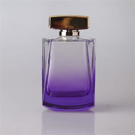 High Quality Empty Cosmetic Packaging Scent Glass Perfume Bottles with Pump - China Perfume ...