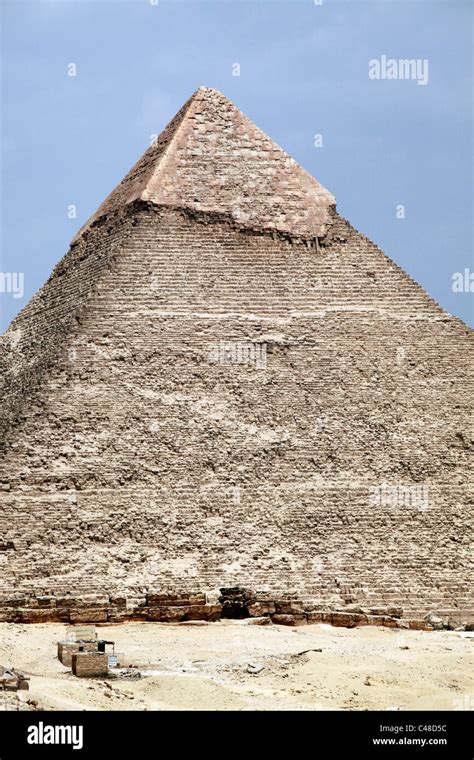 Top of the pyramid of Khafre (Chephren), at the Pyramids of Giza, Cairo, Egypt Stock Photo - Alamy