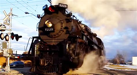 The 'Polar Express' Pere Marquette Steams Through Michigan! - Train Fanatics