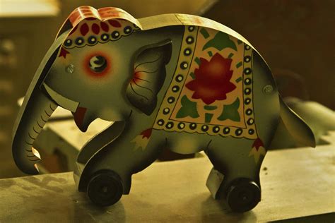 Sawantwadi wooden toys of Maharashtra - The Cultural Heritage of India