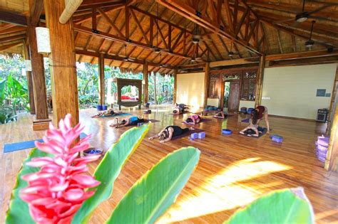 Costa Rica - Surf and Yoga Retreat! - Just Spas and Adventures