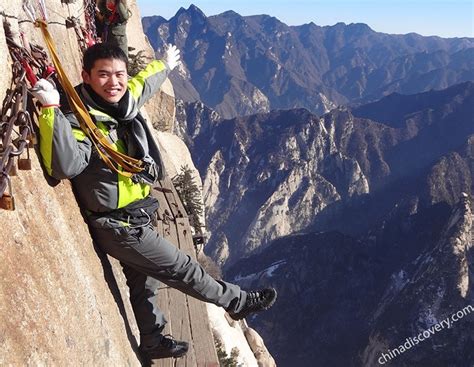 Mount Huashan, Try the World Most Dangerous Hiking Trail at Huashan, China